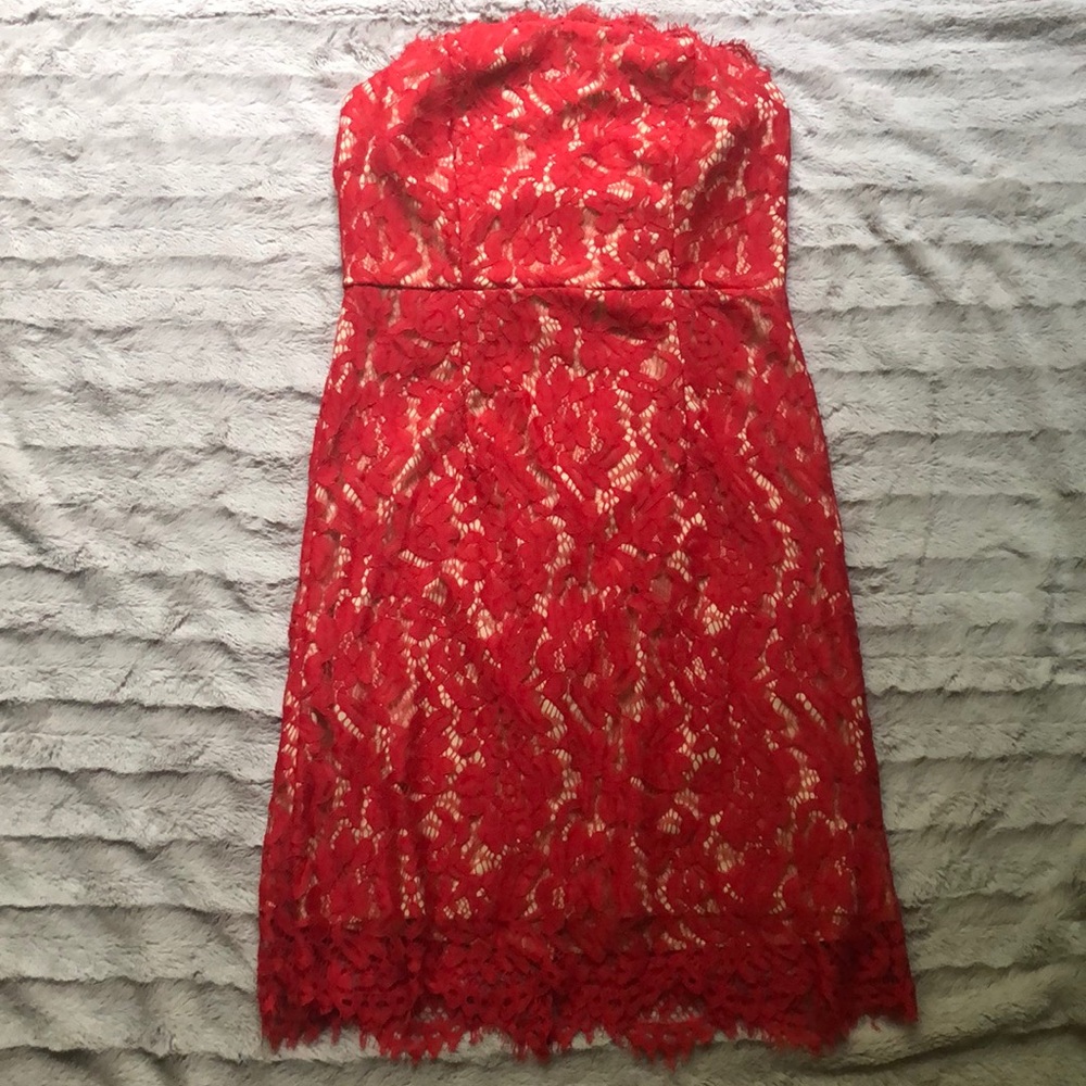 Lulus strapless red lace dress